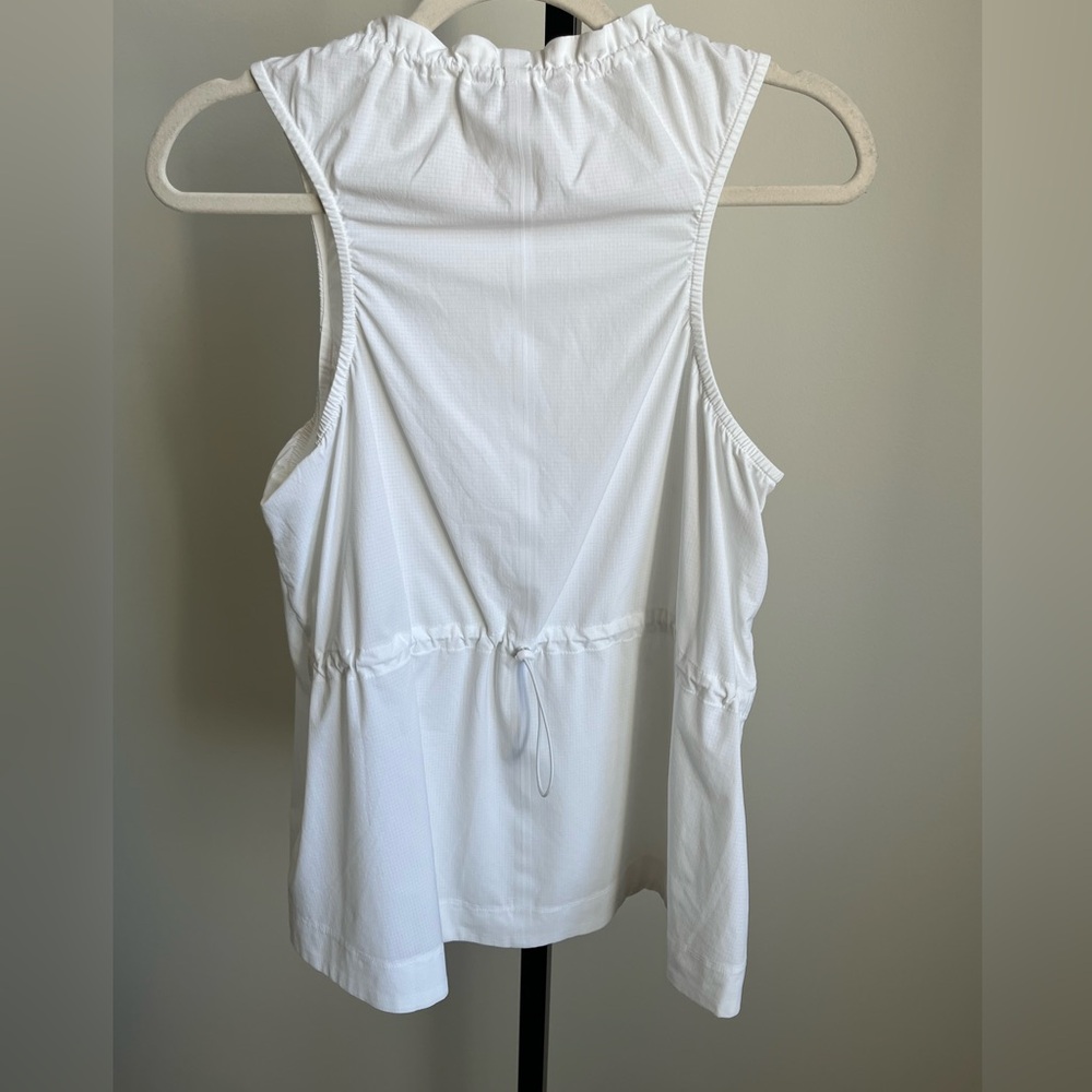 Athleta Boundless Tank Top White Medium Women’s Athletic Workout Yoga Running - Picture 4 of 9